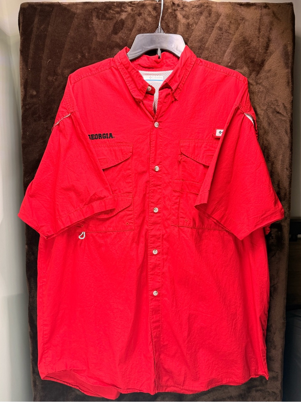 Columbia PFG Georgia Bulldogs Men's Short-Sleeve Button-Up Shirt — Red